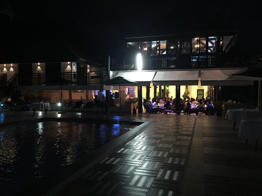 Crows Nest Resort Korotogo Bagian luar foto